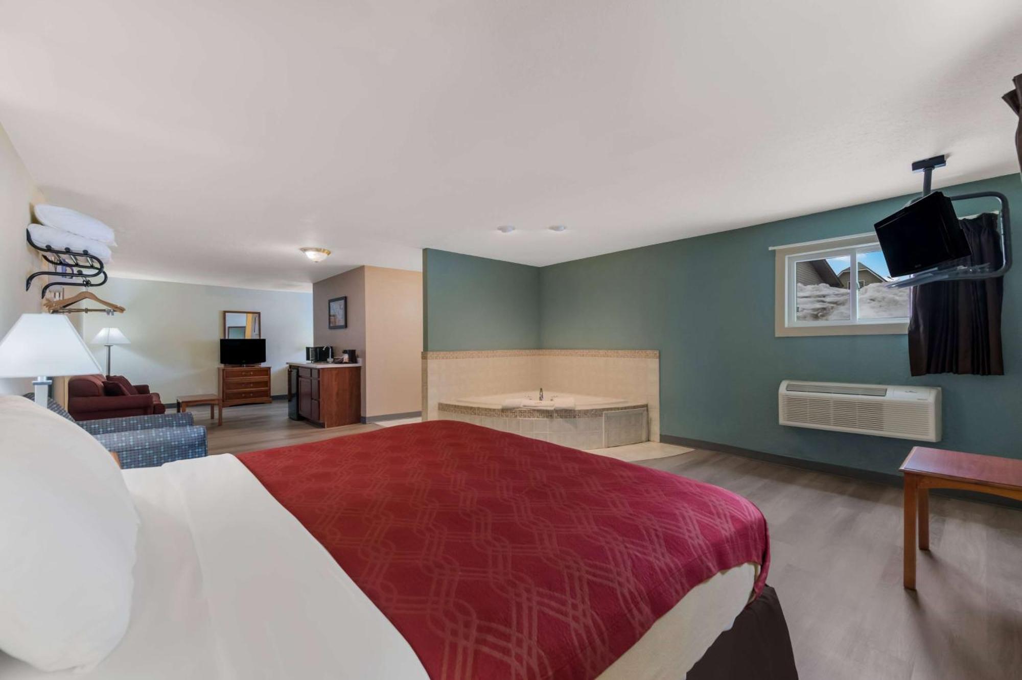 Baymont By Wyndham Iron Mountain Otel Dış mekan fotoğraf
